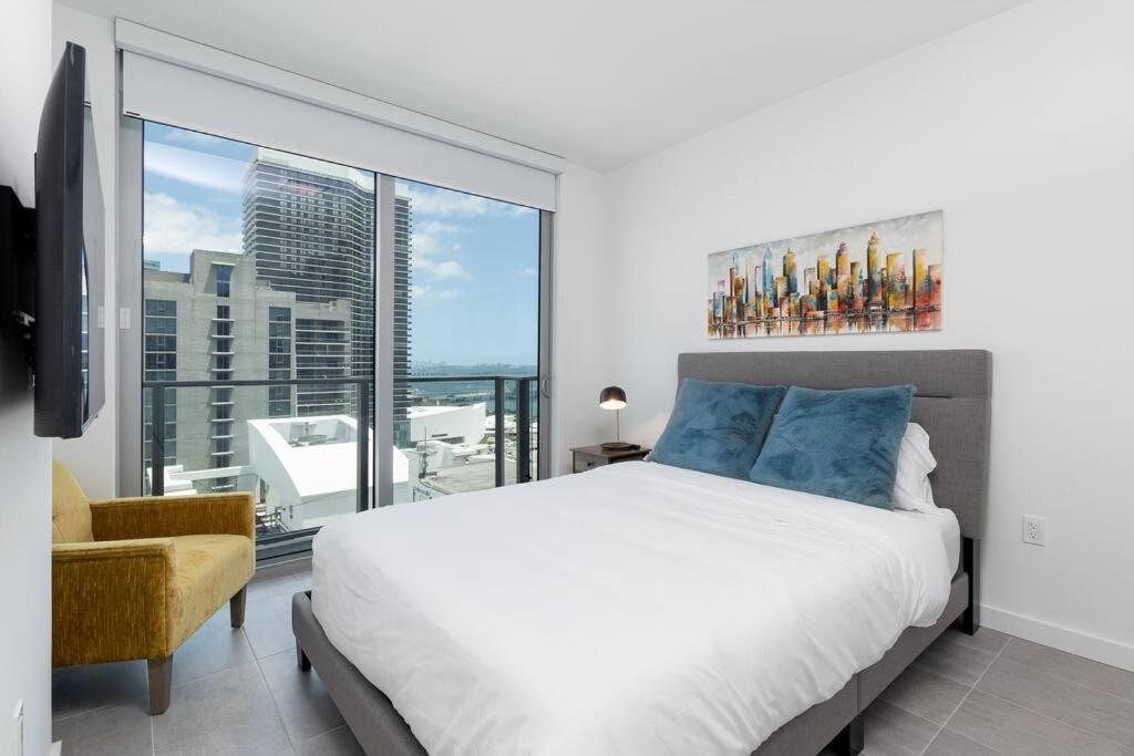 Amazing 2 Bedroom 30Th Floor Downtown Free Parking Miami Exterior photo